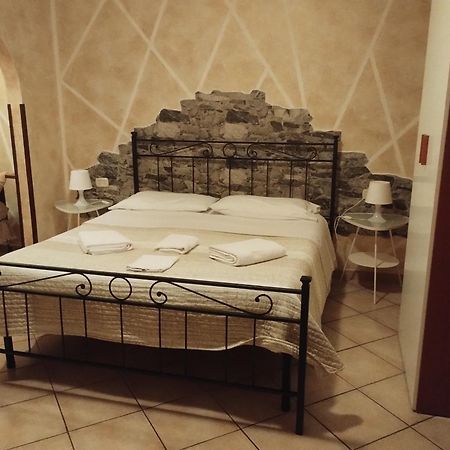 B&B Ar Colle 2 瓦尔蒙托内 外观 照片