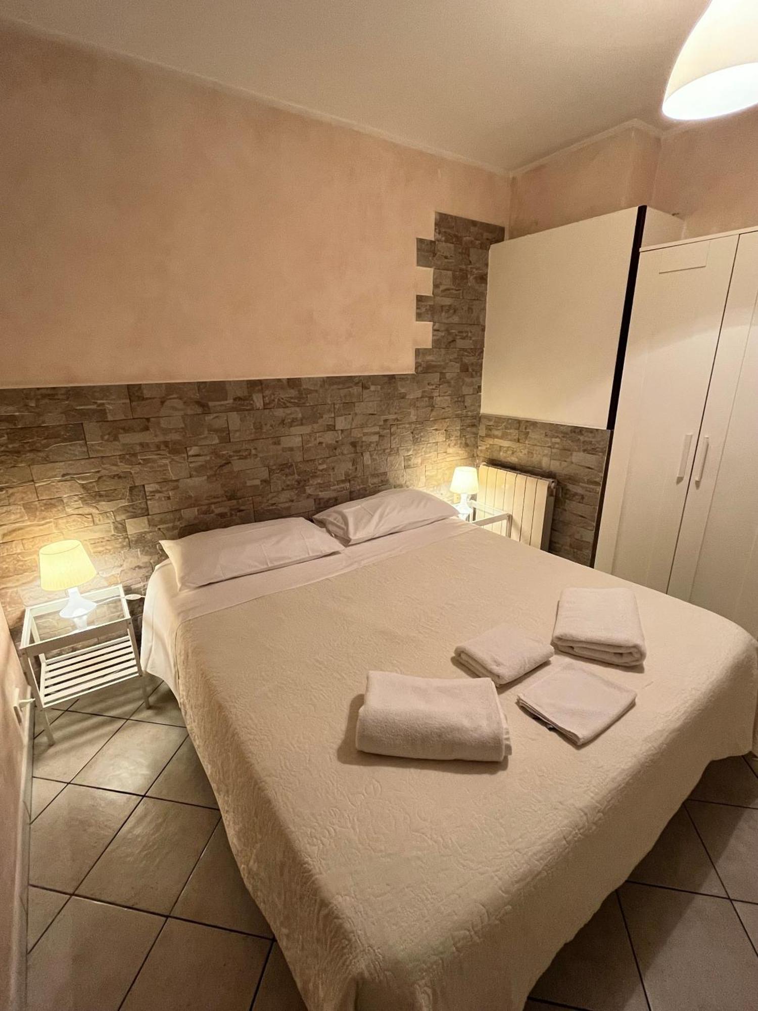 B&B Ar Colle 2 瓦尔蒙托内 外观 照片